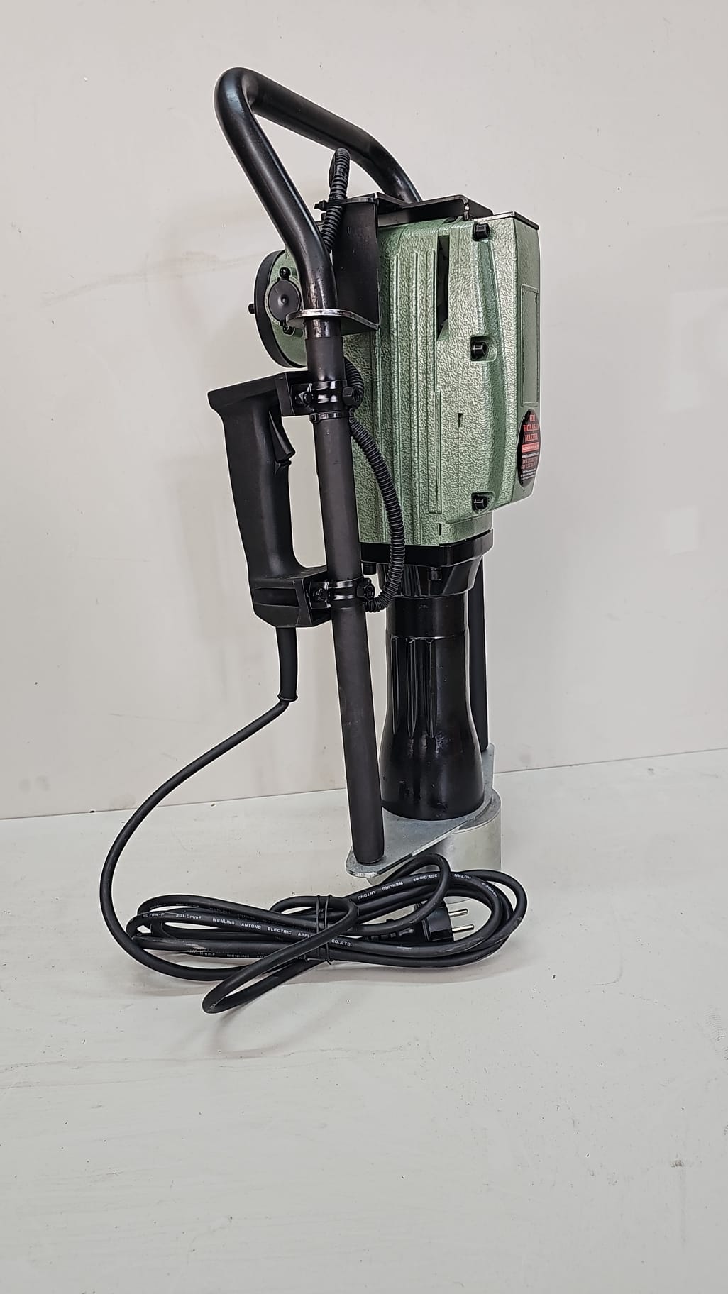 Horasan Elektrikli Çit Çakma Makinası 3